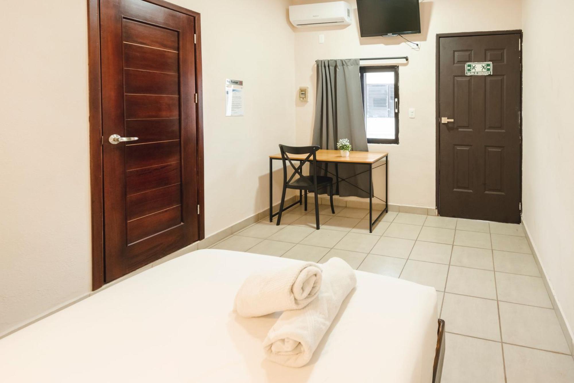 Hotel Quiam Playa del Carmen Exterior photo